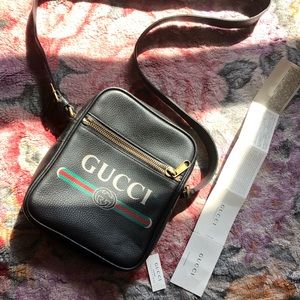 Gucci messenger bag